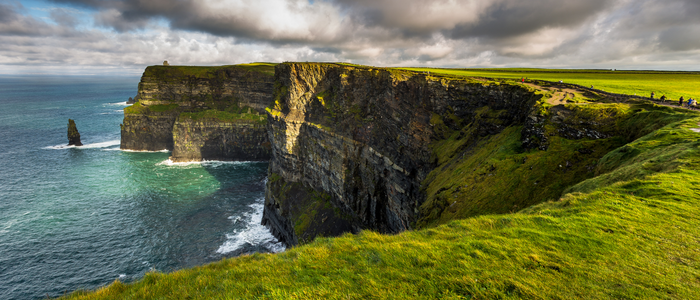 image of the Cliffs of Moher in Ireland