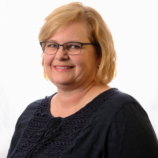 Nancy Hughes directory photo
