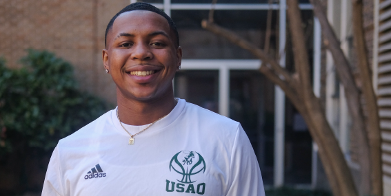 Tre'Veon Ellis smiling